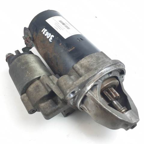 Motor de arranco A0051516601 MERCEDES
