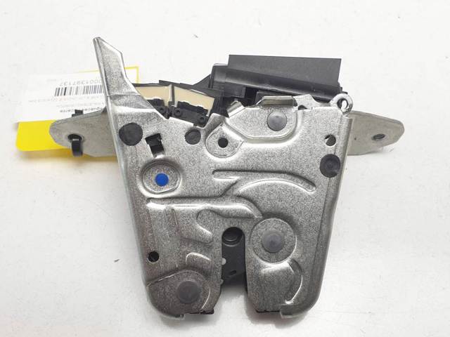 Fecho de tampa de porta-malas (de 3ª/5ª porta traseira) A0997400600 MERCEDES