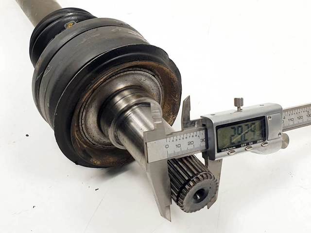 Semieixo traseiro A1663501110 MERCEDES