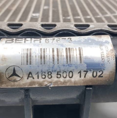 Radiador de esfriamento de motor A1685001702 MERCEDES