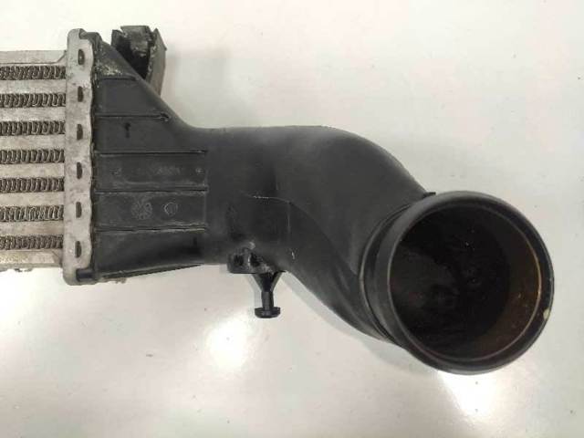 Radiador de intercooler A2025001100 MERCEDES