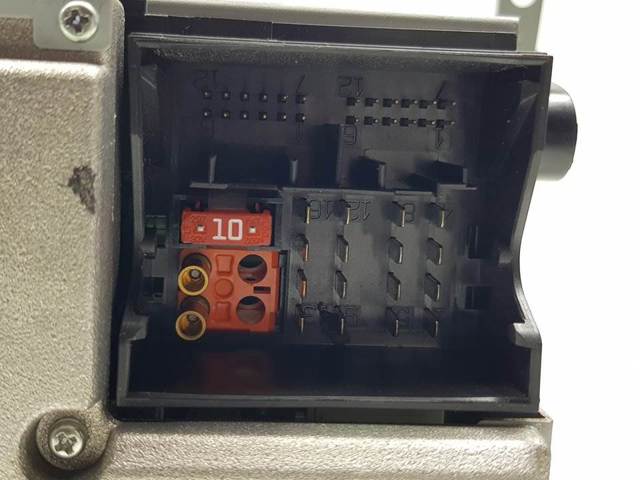 Aparelhagem de som (rádio AM/FM) A2038705089 MERCEDES