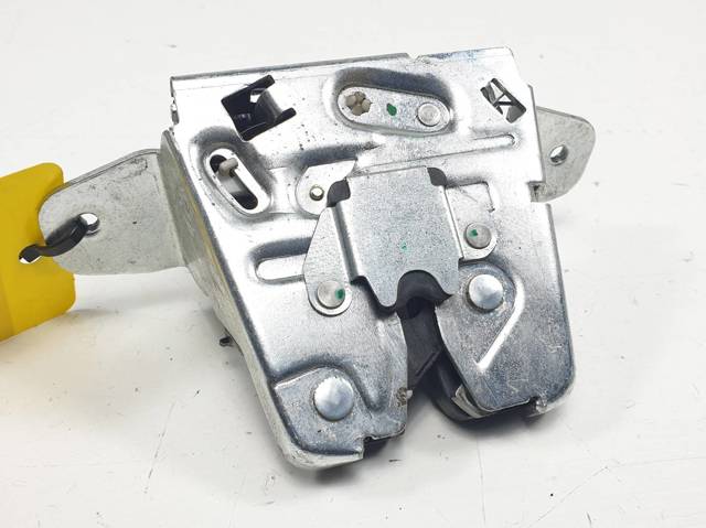 Fecho de tampa de porta-malas (de 3ª/5ª porta traseira) A2047400735 MERCEDES