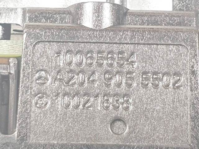 Botão dianteiro direito de ativação de motor de acionamento de vidro A2049055502 MERCEDES
