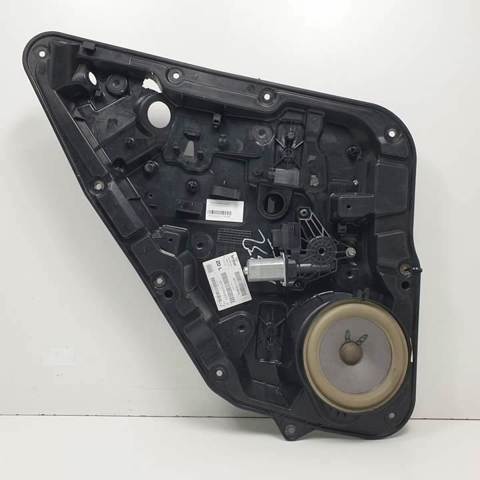 Motor de acionamento de vidro da porta traseira esquerda A2469063100 NISSAN