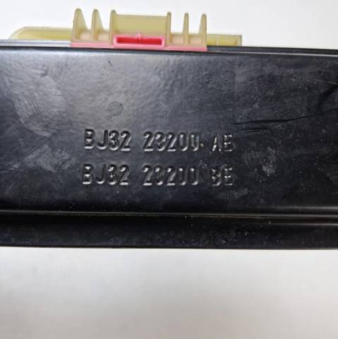 BJ3223200AE Land Rover