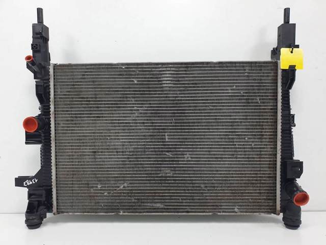 Radiador de esfriamento de motor F1F18005HB FORD