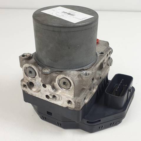 GAM7437A0 Mazda