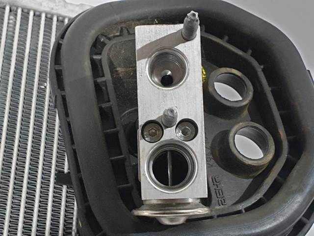 Radiador de forno (de aquecedor) L0329002 MERCEDES