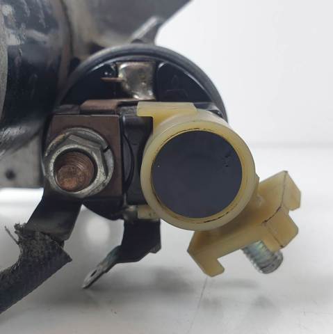M001T81582 Mazda