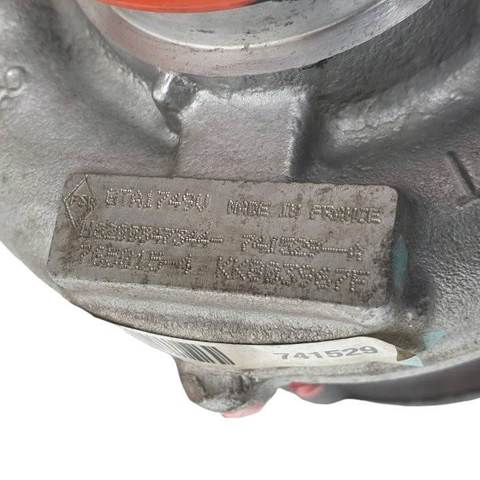 M9R742 Renault (RVI)