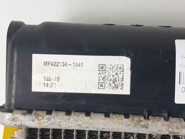 Radiador de esfriamento de motor MF4221341041 TOYOTA