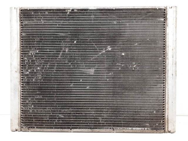 Radiador de esfriamento de motor PCC000840 LAND ROVER