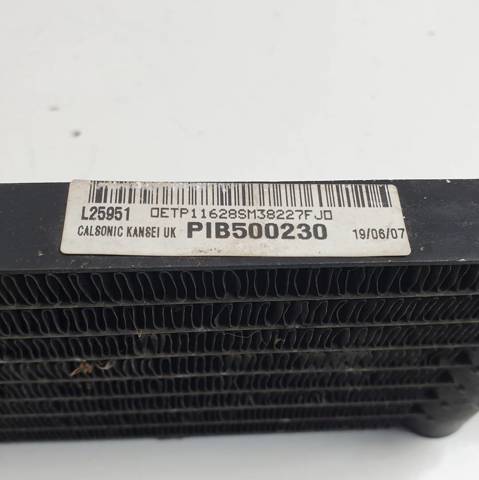 PIB500230 Land Rover