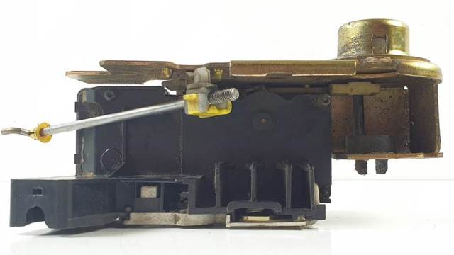 Fecho da porta dianteira esquerda YC1AV21813AN FORD