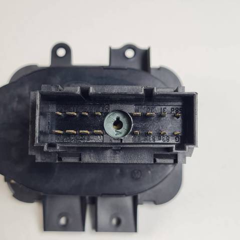 Comutador das luzes no "painel de instrumentos" YUD501220PVJ LAND ROVER