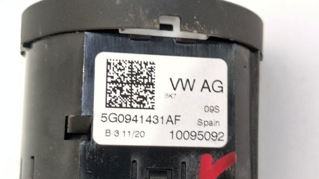 Comutador das luzes no "painel de instrumentos" 10095092 VAG
