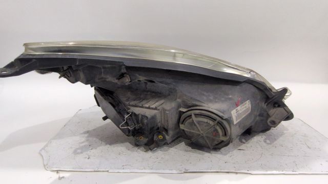 Luz esquerda 13186381EF OPEL