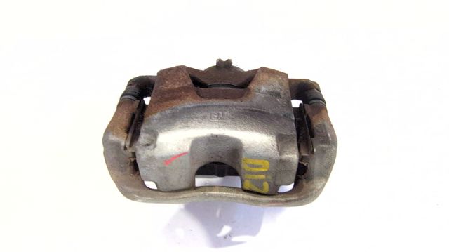 Suporte do freio dianteiro esquerdo 13301226 GM