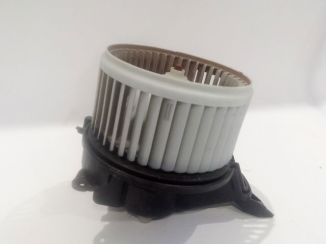 Motor de ventilador de forno (de aquecedor de salão) 13335075 OPEL