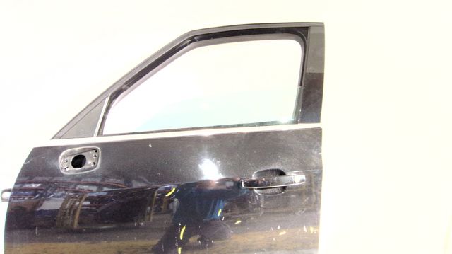 Porta dianteira esquerda 13355178 OPEL
