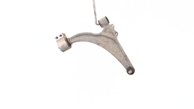 Braço oscilante inferior direito de suspensão dianteira 13463245 GM
