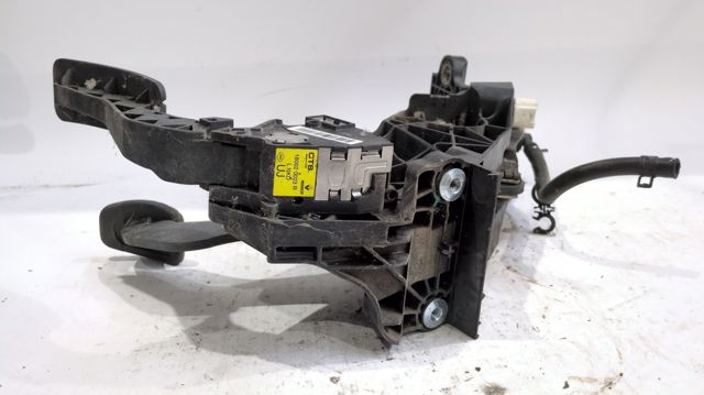 180020023R Renault (RVI)