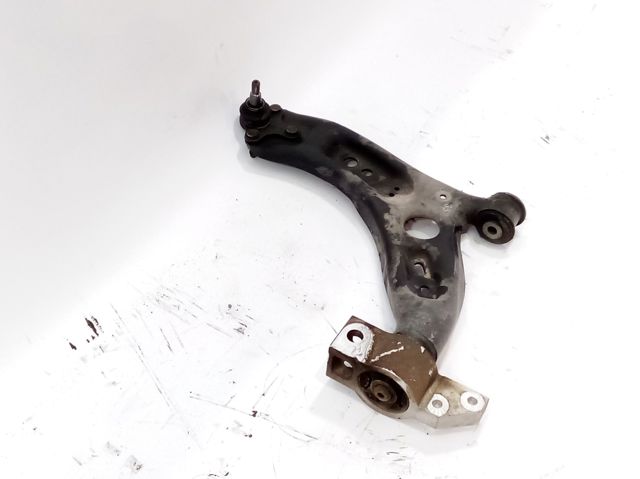 Braço oscilante inferior esquerdo de suspensão dianteira 1K0407151BC VAG