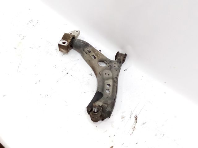 Braço oscilante inferior direito de suspensão dianteira 1K0407152BC VAG