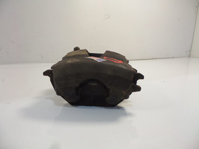 Suporte do freio dianteiro direito 1K0615124D VAG