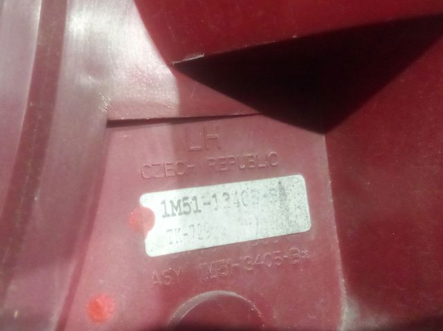 Lanterna traseira esquerda 1M5113405BB FORD