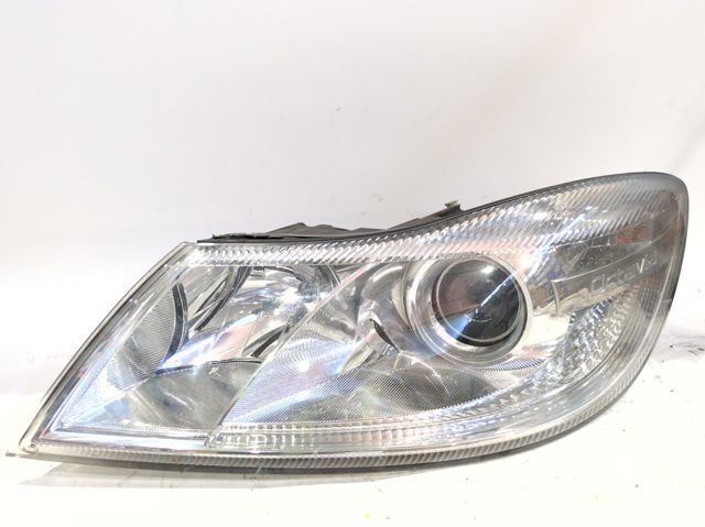 Luz esquerda 1Z1941015F VAG