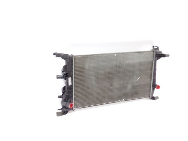Radiador de esfriamento de motor 214105150R RENAULT
