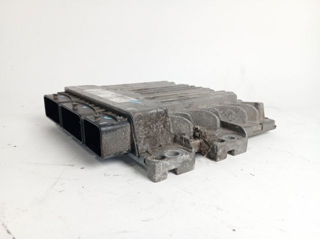 237100777R Renault (RVI)