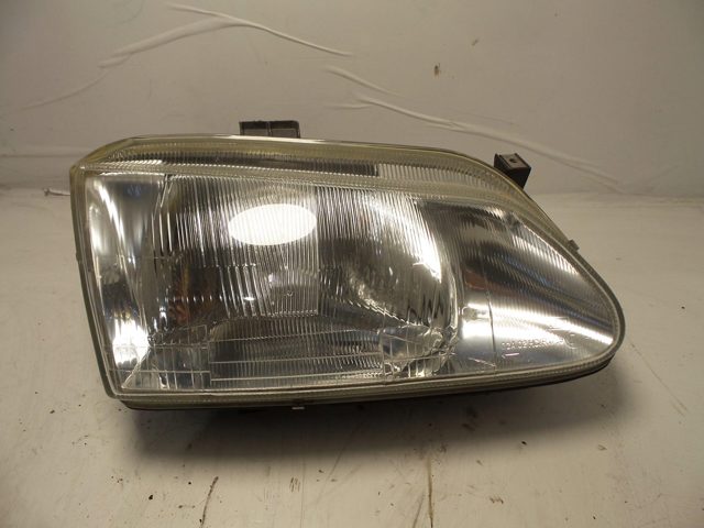 Luz direita para Renault Megane LA0, LA1