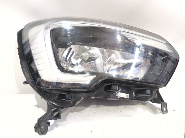 Luz direita 260105567R RENAULT