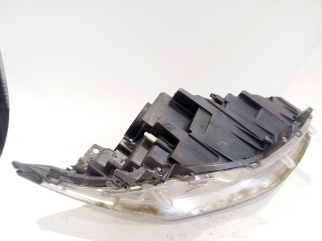 Luz esquerda 260600038R RENAULT