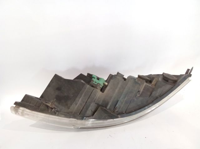 Luz esquerda 260606702R RENAULT