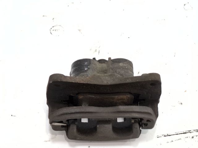 Suporte do freio dianteiro esquerdo 26292SC030 SUBARU