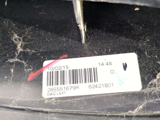 Lanterna traseira esquerda 265551679R RENAULT