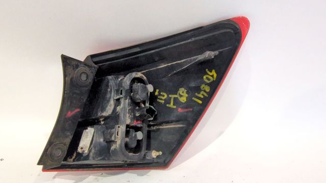Lanterna traseira esquerda externa 26559JD00A NISSAN