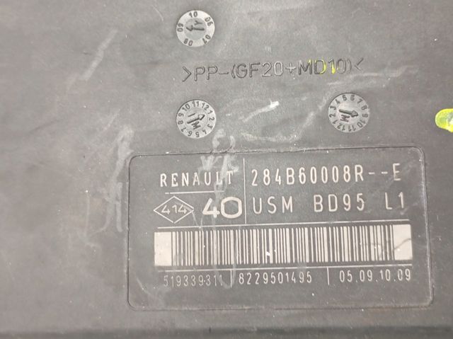Unidade de dispositivos de segurança 284B60008R RENAULT