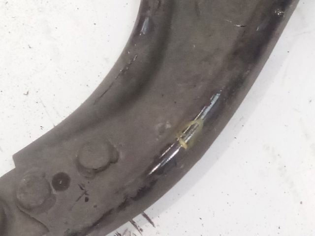 Braço oscilante inferior direito de suspensão dianteira 31126772302 BMW