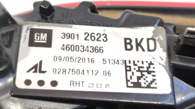 Lanterna traseira esquerda interna 39012623 OPEL