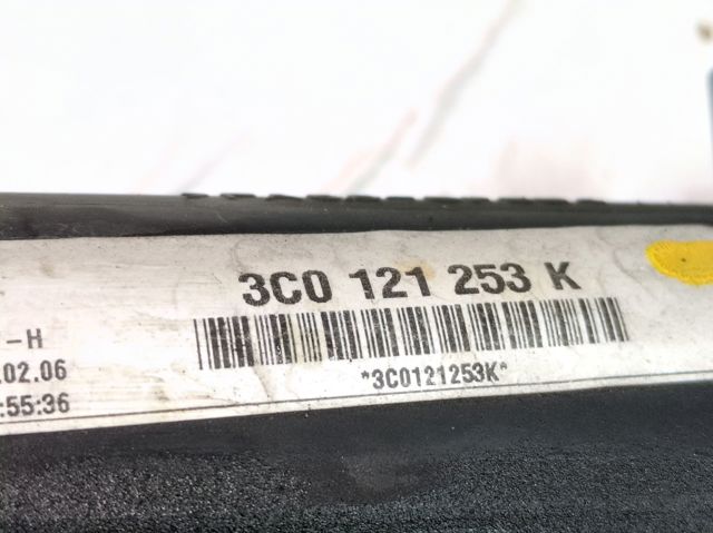 Radiador de esfriamento de motor 3C0121253K VAG