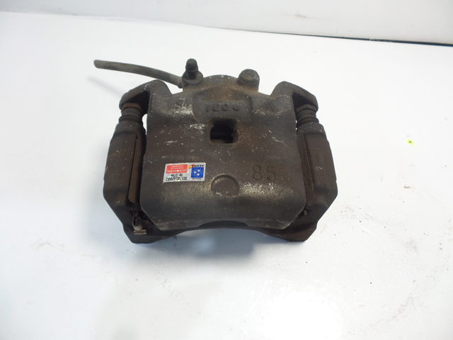Suporte do freio dianteiro direito 410011KC2C NISSAN