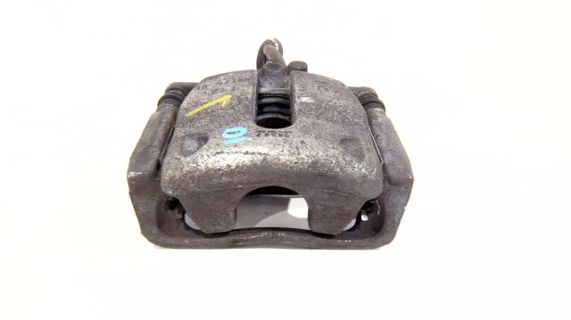 Suporte do freio dianteiro esquerdo 410119144R RENAULT
