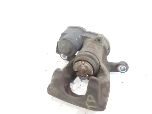 Suporte do freio traseiro direito 440014CA0A NISSAN