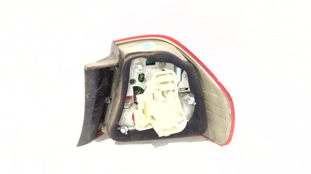Lanterna traseira esquerda externa 4871731 BMW