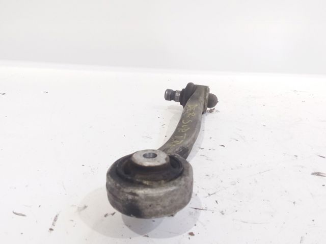 Braço oscilante superior esquerdo/direito de suspensão traseira 4F0505323K VAG